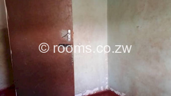  Room  in Chitungwiza