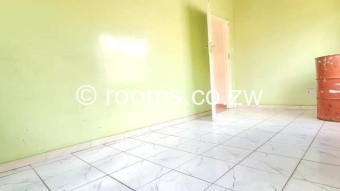  Room  in Warren Park
