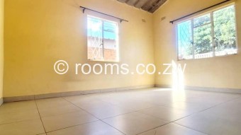  Room  in Warren Park
