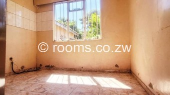  Room  in Kuwadzana