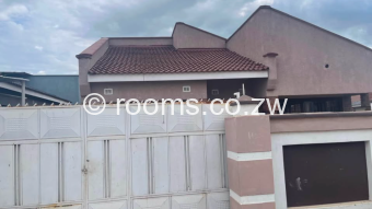  Room  in Budiriro