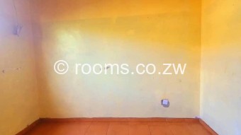  Room  in Kuwadzana