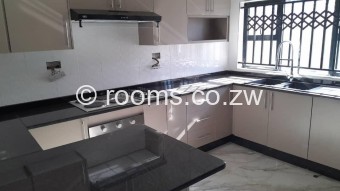  Room  in Harare City Centre