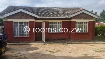  Room  in Highfield
