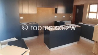  Room  in Harare City Centre