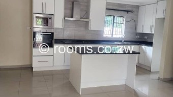  Room  in Borrowdale West
