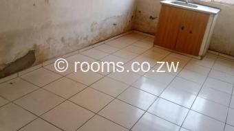  Room  in Kuwadzana