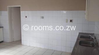  Room  in Glen Forest