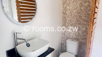  Room  in Greencroft