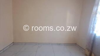  Room  in Glen Norah
