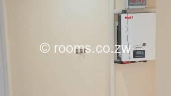  Room  in Bluff Hill