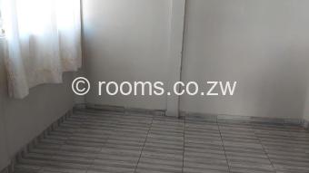  Room  in Highfield