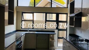  Room  in Avondale