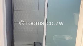  Room  in Greencroft