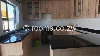  Room  in Madokero Estates