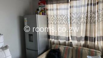  Room  in Avenues