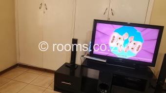 Room  in Houghton Park