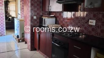  Room  in Msasa Park