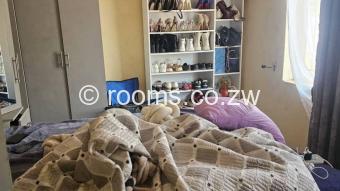  Room  in Westlea Hre