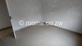  Room  in Budiriro