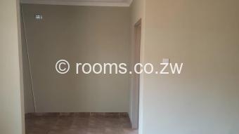  Room  in Glaudina