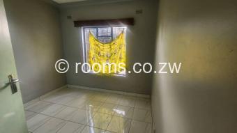  Room  in Westlea Hre