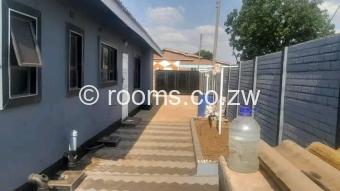  Room  in Kuwadzana