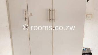  Room  in Bluff Hill