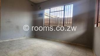  Room  in Westlea Hre