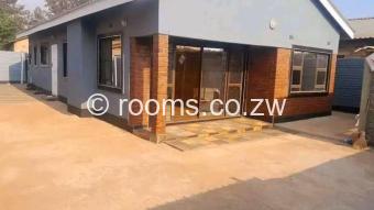  Room  in Kuwadzana
