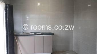  Room  in Warren Park