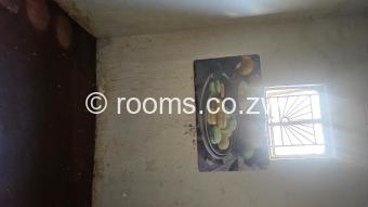  Room  in Warren Park