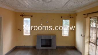  Room  in Kuwadzana