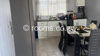  Room  in Warren Park