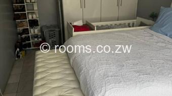  Room  in Warren Park