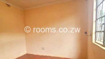  Room  in Kuwadzana