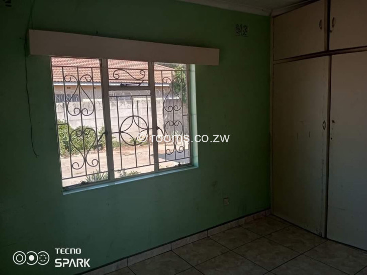 Rooms for Rent in Southerton, Harare