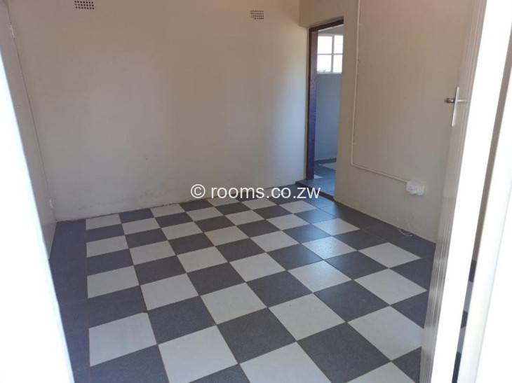 Rooms for Rent in Highlands, Harare
