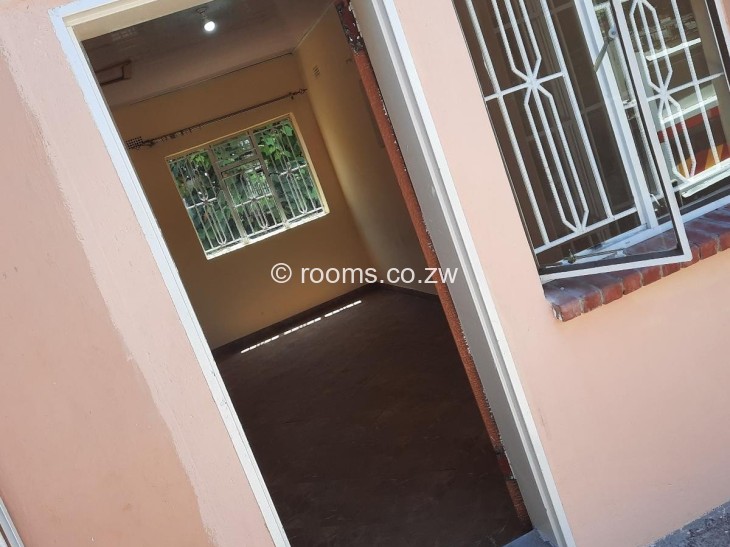 Room for Rent in Dawnview Park, Harare