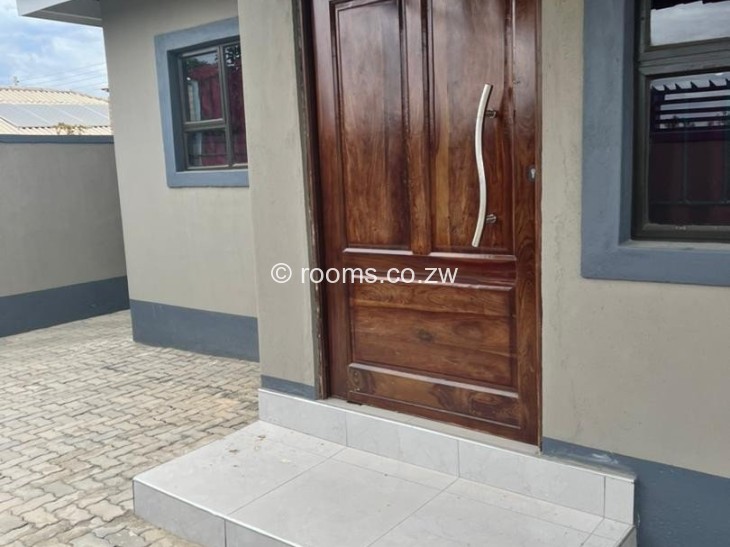 Rooms for Rent in Southlea Park, Harare