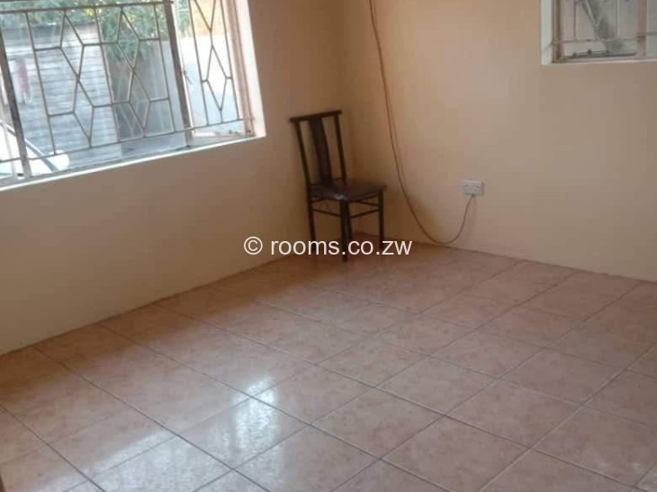Room for Rent in Mainway Meadows, Harare
