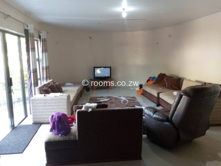 Rooms for Rent in Crowhill Views, Harare