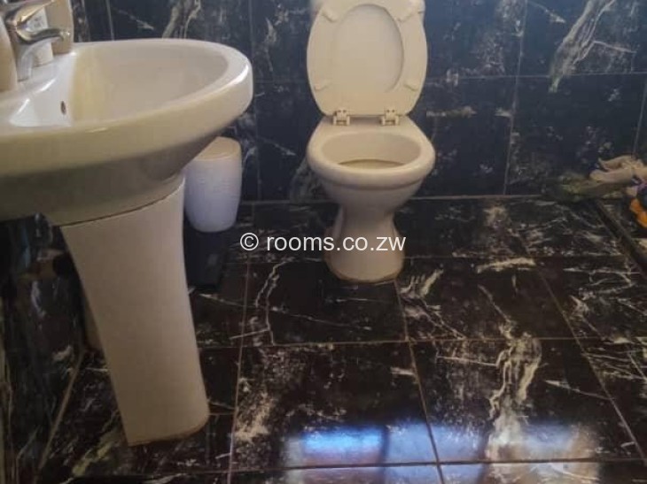 Room for Rent in Kamfinsa, Harare