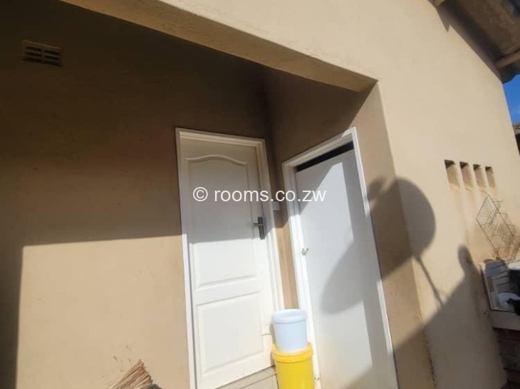 Rooms for Rent in Warren Park, Harare