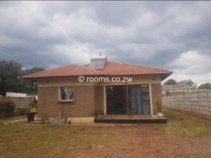 Rooms for Rent in Borrowdale, Harare