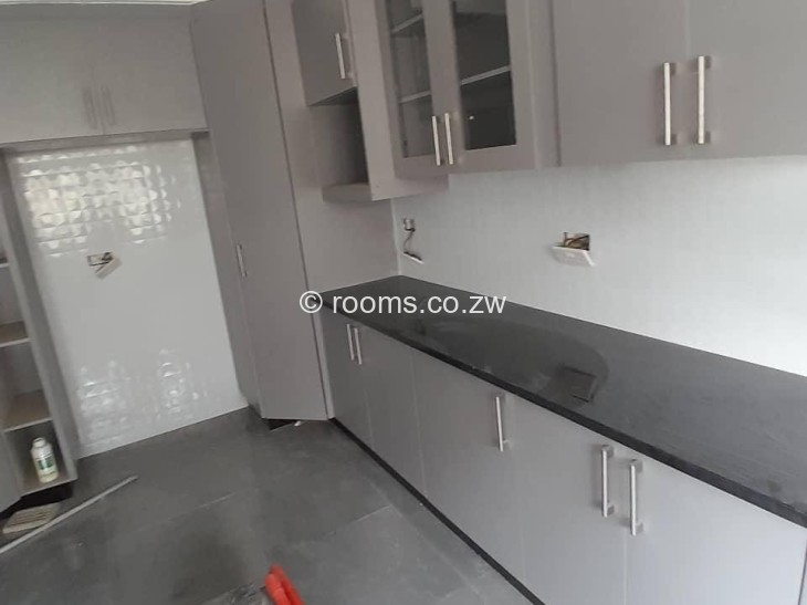 Rooms for Rent in Ashdown Park, Harare