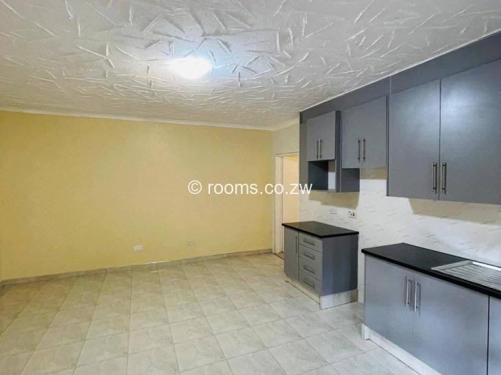 Rooms for Rent in Bluff Hill, Harare