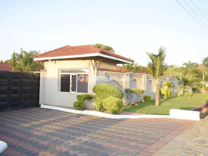 Rooms for Rent in Bluff Hill, Harare