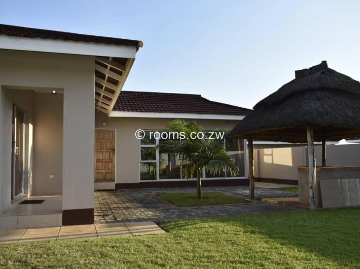 Rooms for Rent in Bluff Hill, Harare