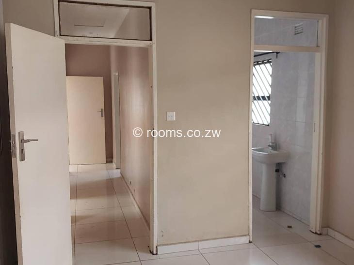 Rooms for Rent in Aspindale Park, Harare